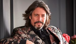 Who is Laurence Llewelyn-Bowen